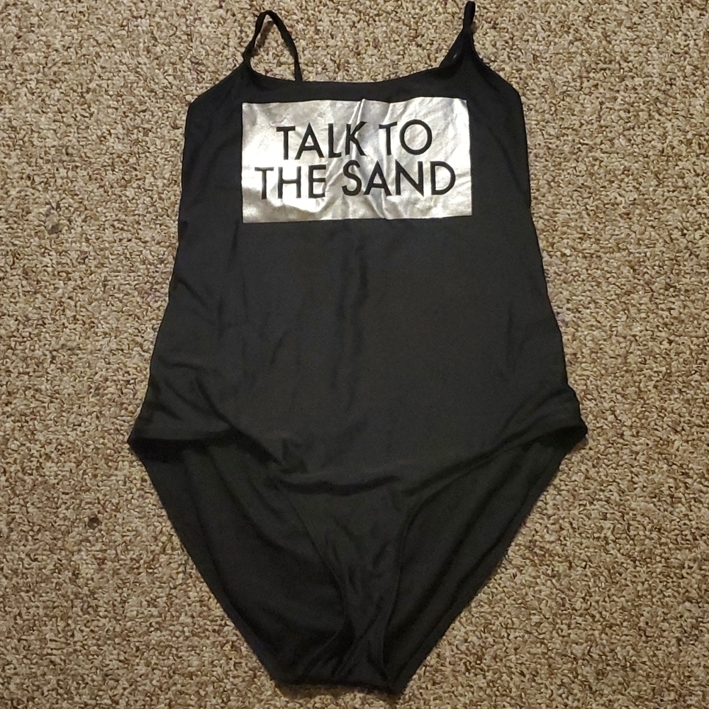 No Boundaries Talk to the Sand Tankini Sz 15/17
